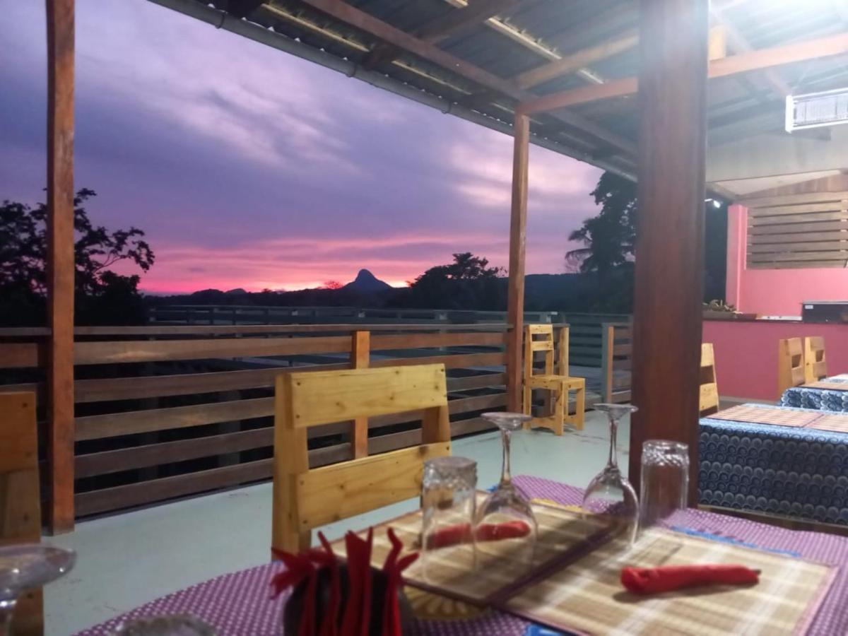 Casa Cantagalo - Guest House & Bar Restaurant Santana Εξωτερικό φωτογραφία